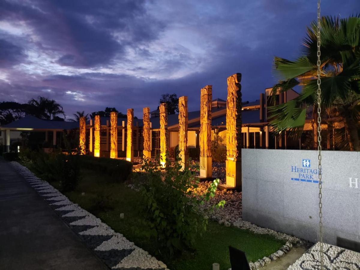 Heritage Park Hotel Honiara Exterior photo